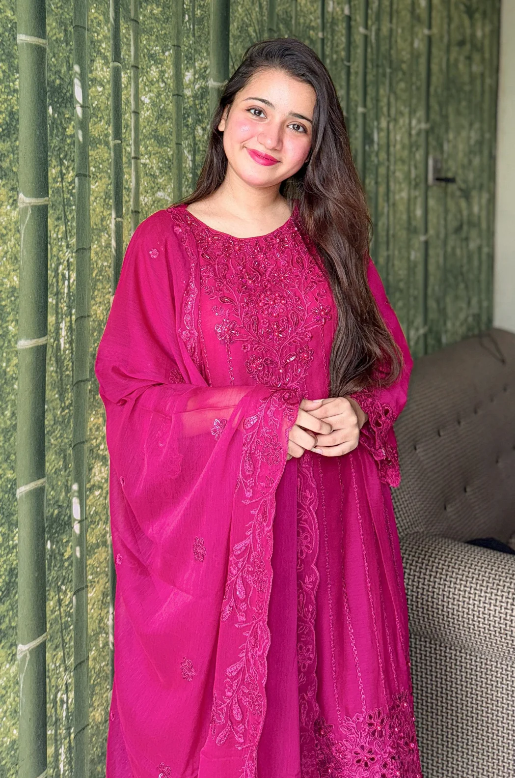 Anoushah-Shocking-Pink01